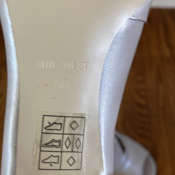 Nine West Heels - Picture 4 of 4